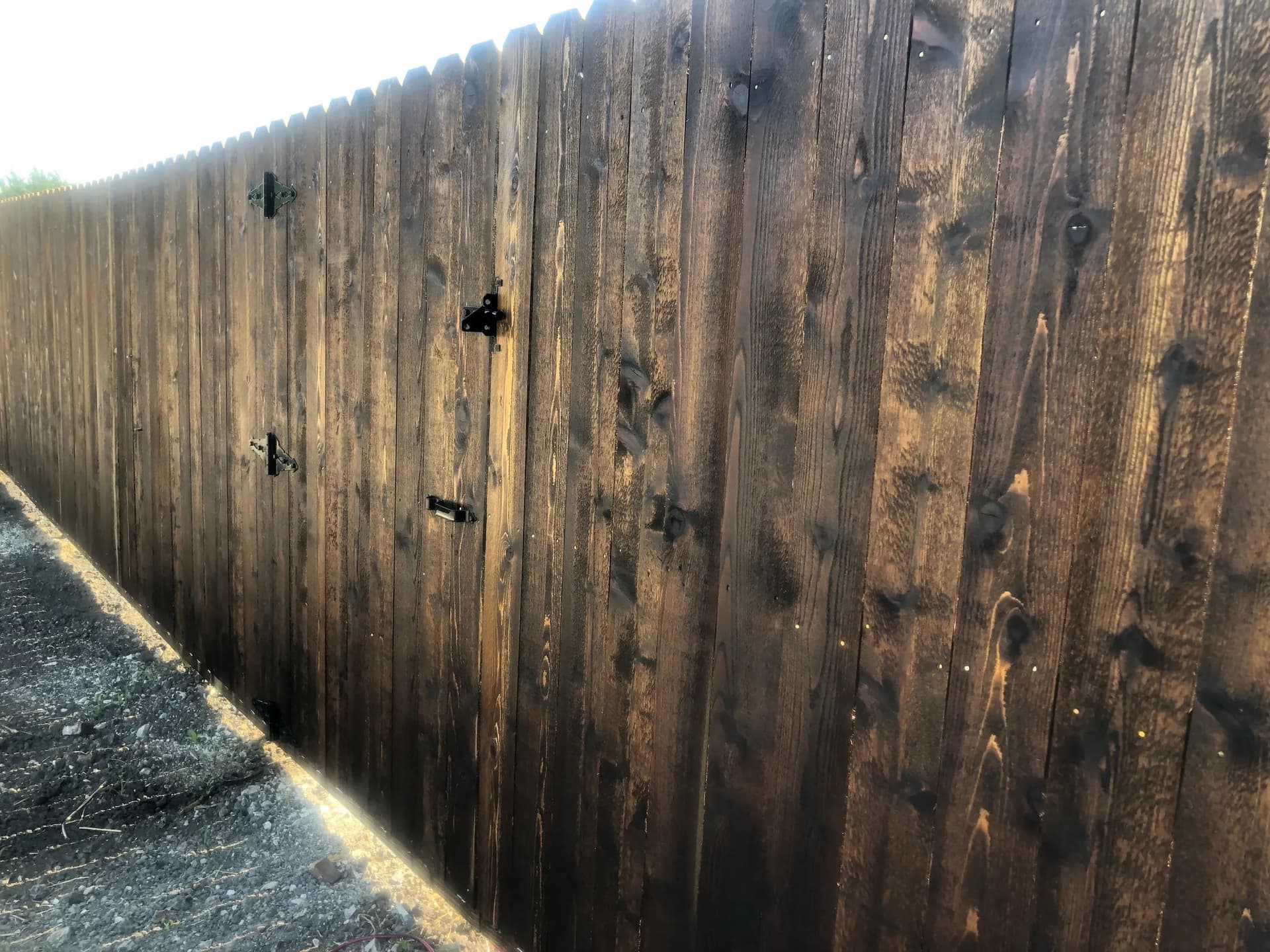 Gallery photos for Revitalize Your Fence with Stunning Staining: Image #7