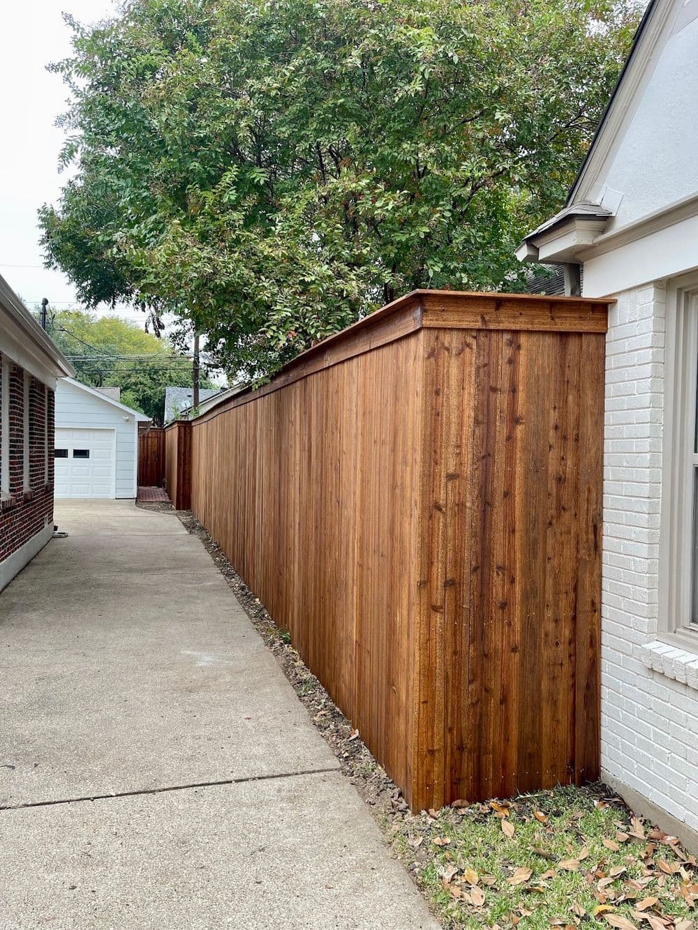 Gallery photos for Revitalize Your Fence with Stunning Staining: Image #33