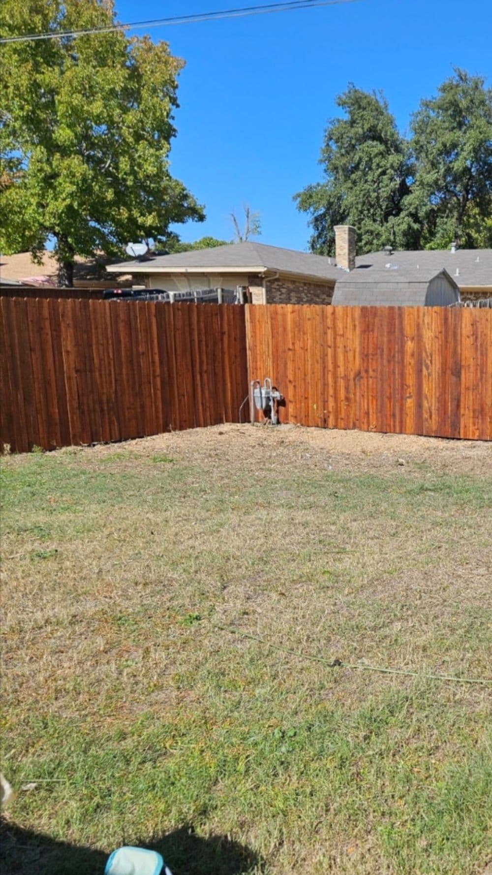 Gallery photos for Revitalize Your Fence with Stunning Staining: Image #52