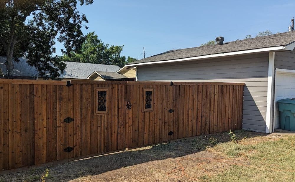 Gallery photos for Revitalize Your Fence with Stunning Staining: Image #53