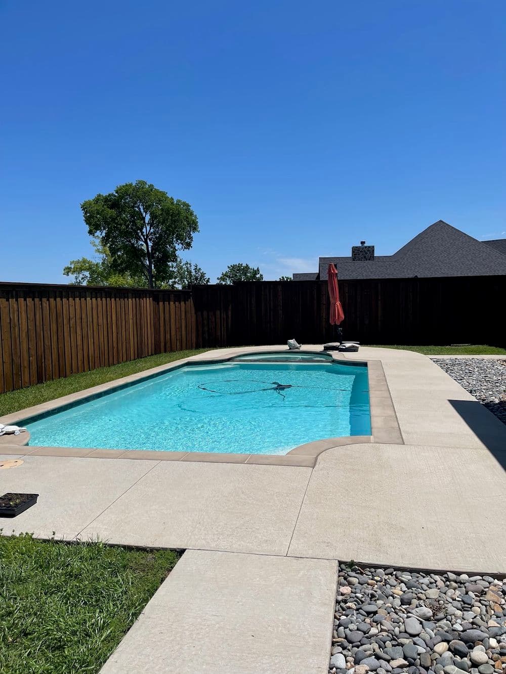 Gallery photos for Revitalize Your Fence with Stunning Staining: Image #74