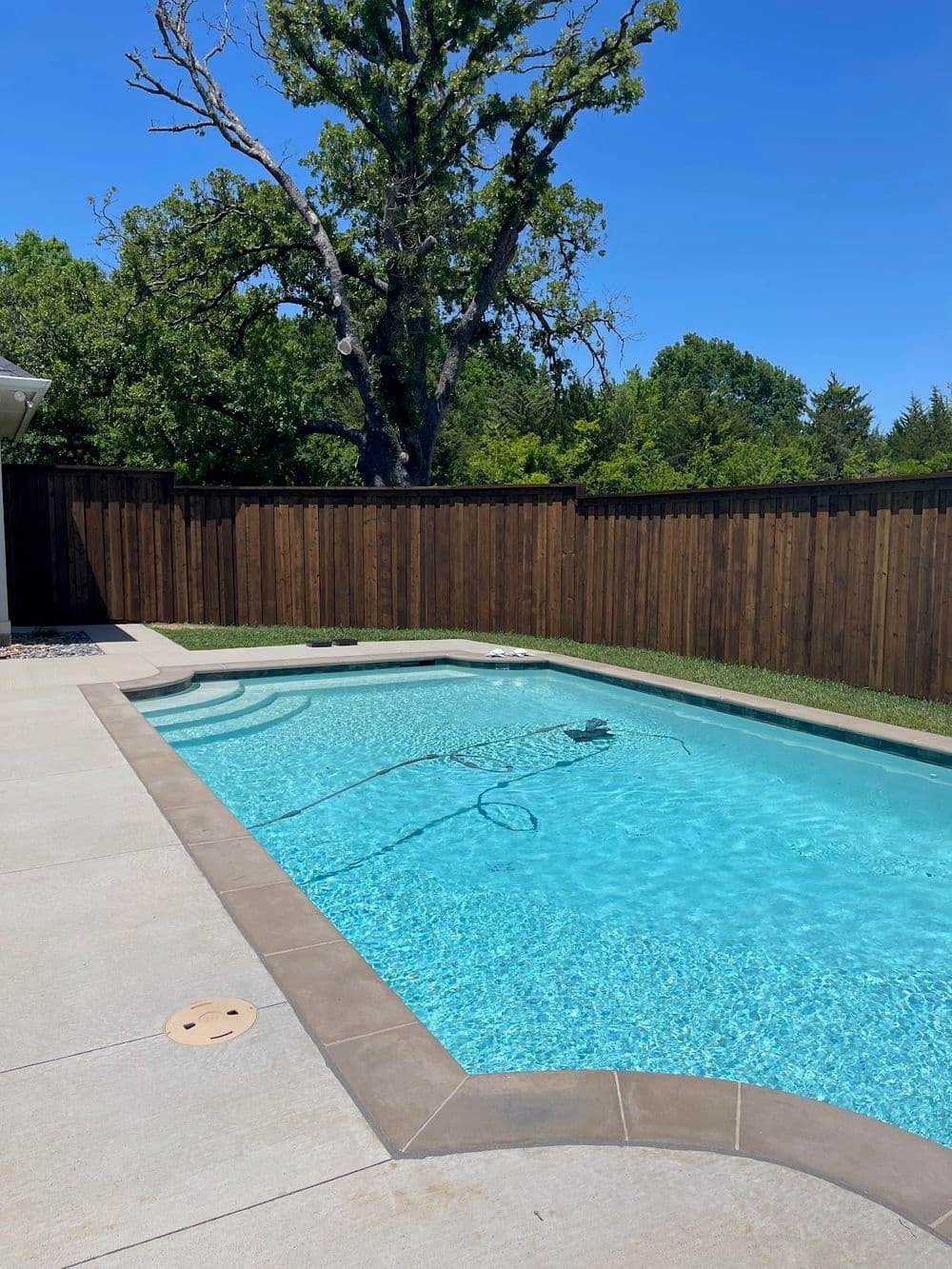 Gallery photos for Revitalize Your Fence with Stunning Staining: Image #72