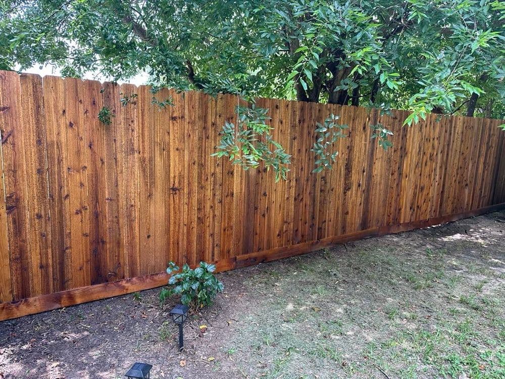 Gallery photos for Revitalize Your Fence with Stunning Staining: Image #80