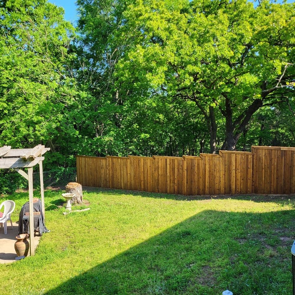 Gallery photos for Revitalize Your Fence with Stunning Staining: Image #83