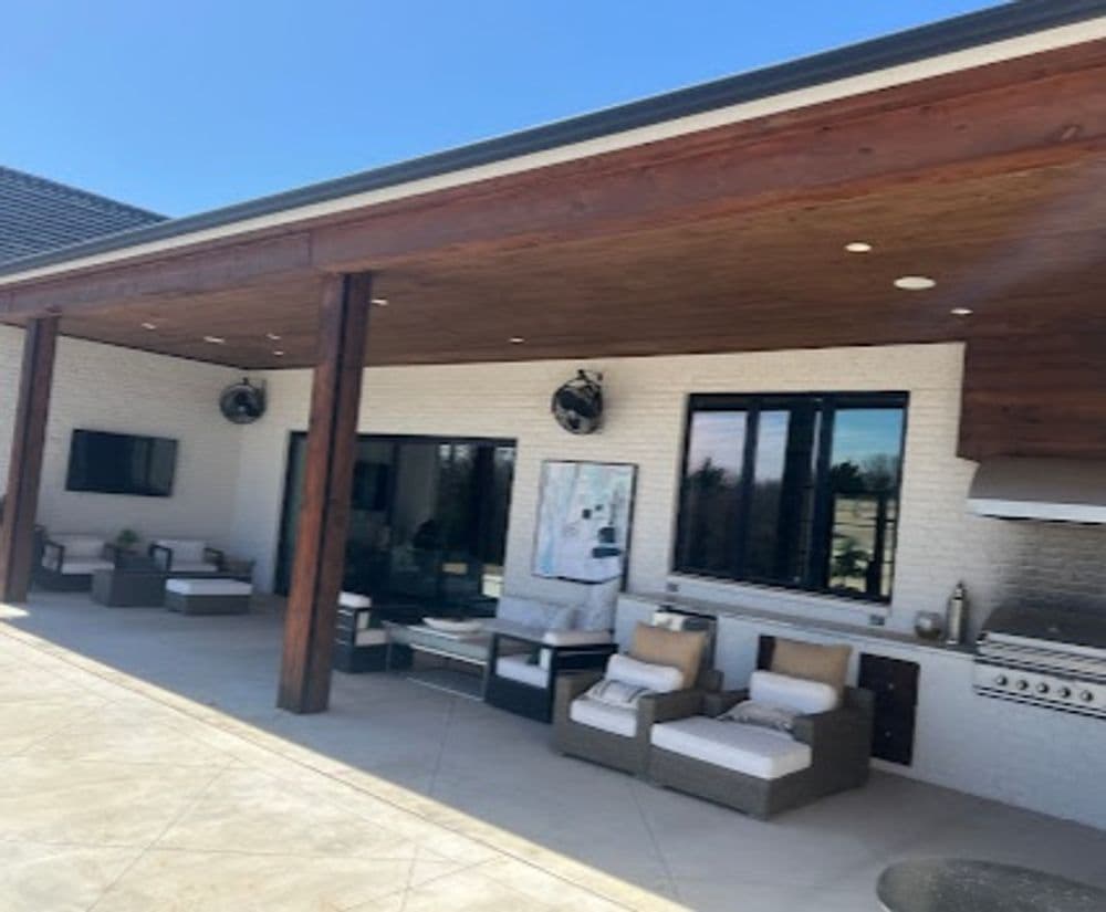 Gallery photos for Elegant Patio Cover Staining Elevates Local Homes: Image #9