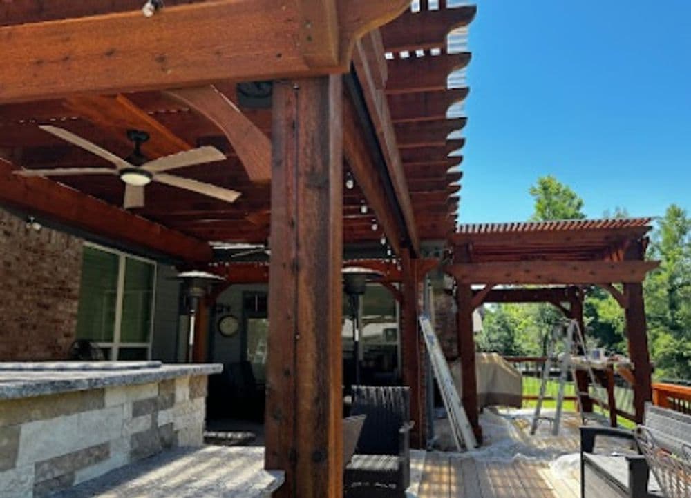 Gallery photos for Top-Quality Pergola Staining in Texas Yards: Image #12