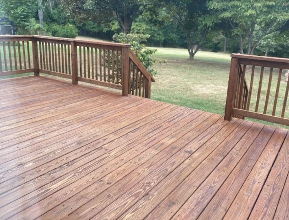 Gallery photos for Stunning Deck Transformations with Expert Staining: Image #9