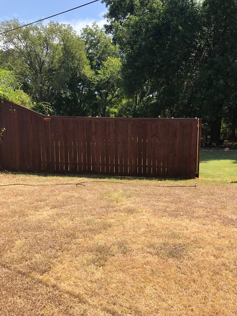 Gallery photos for Revitalize Your Fence with Stunning Staining: Image #89