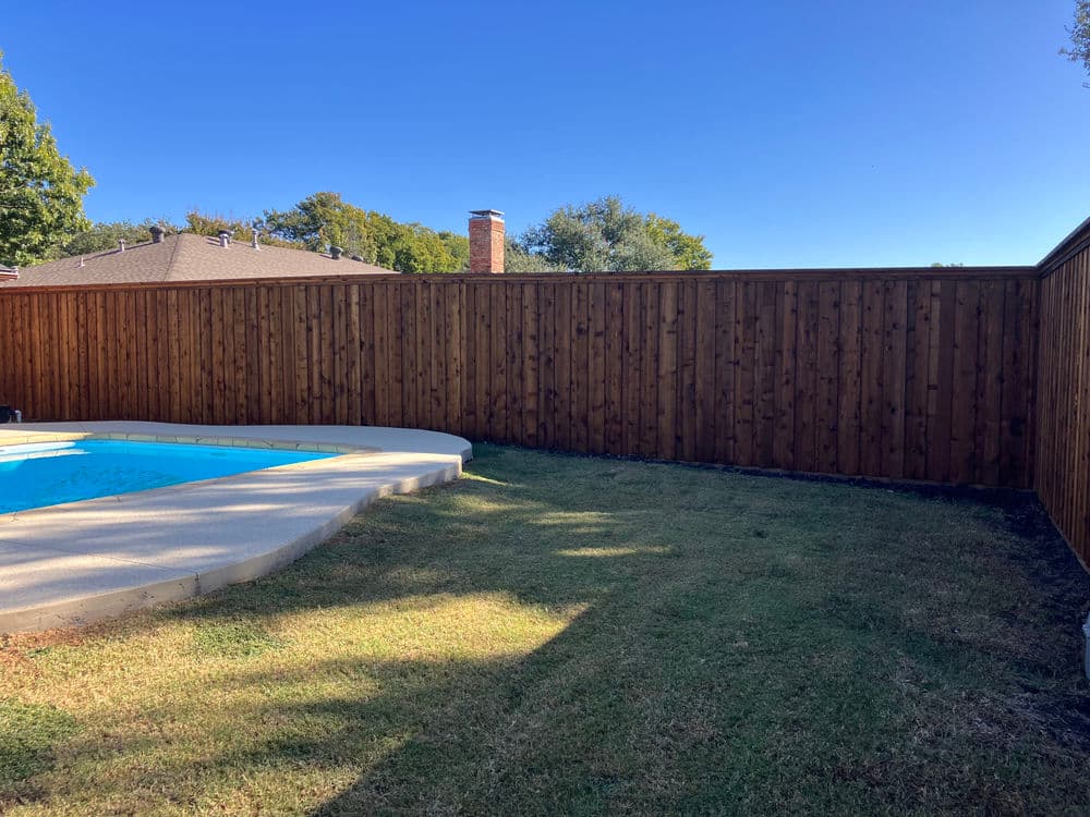 Gallery photos for Revitalize Your Fence with Stunning Staining: Image #100