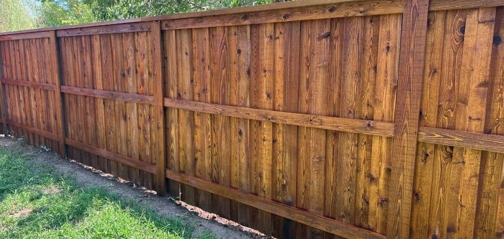Gallery photos for Revitalize Your Fence with Stunning Staining: Image #109